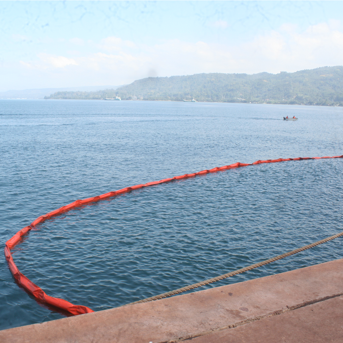 Solid Float PVC Oil Spill Containment Boom