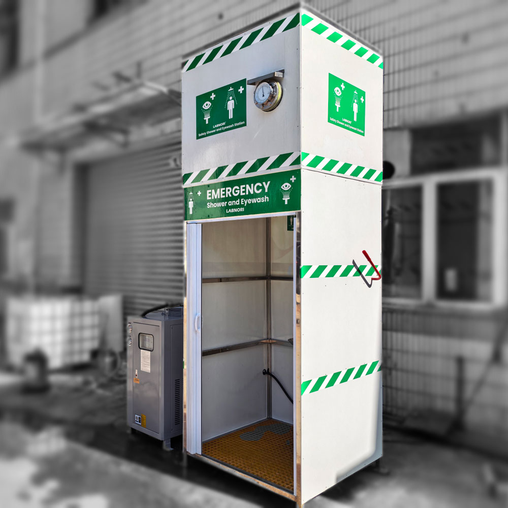 Emergency Tank Fed Safety Shower and Eyewash Station with Chiller Unit
